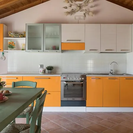Apartment Borgo Piovere - Naol *